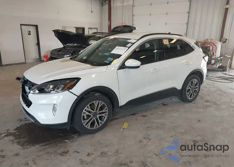 2020 Ford Escape Sel z USA, uszkodzony, nr VIN 1FMCU9H98LUB69202